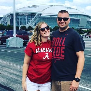 Gildan Tops - University of Alabama T-shirt Gildan Tops - University of Alabama T-shirt